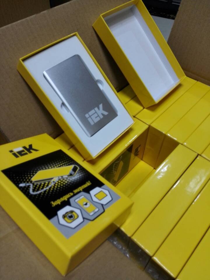 Портативные зарядки IEK